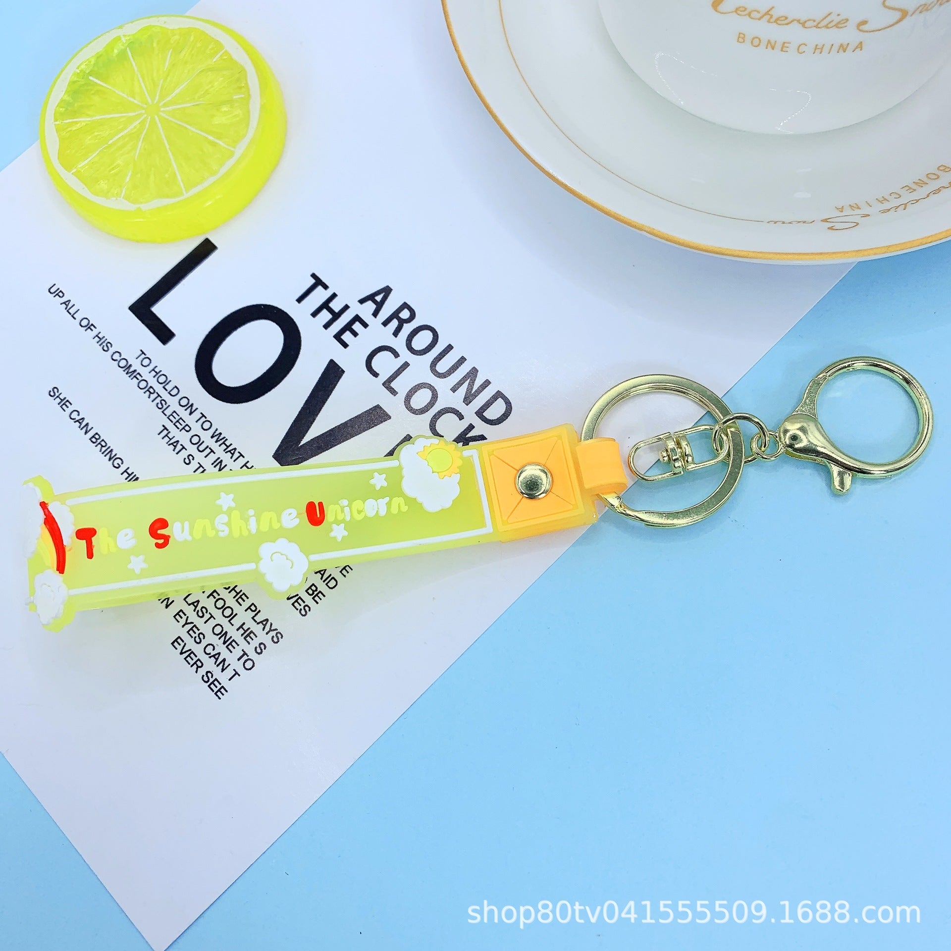 Wholesale Oil Quicksand Floating Lanyard Metal Keychains